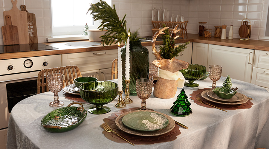 그릇과 배치로 완성하는 식탁 분위기